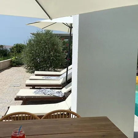 Rocky Villa Ražanac