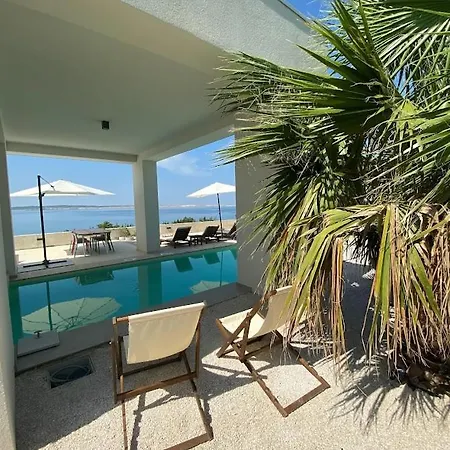 Villa Rocky
